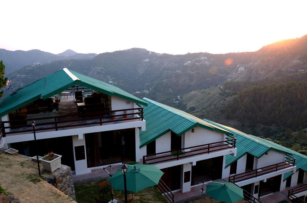 Hotel Woodsmoke Retreat à Shimla Extérieur photo