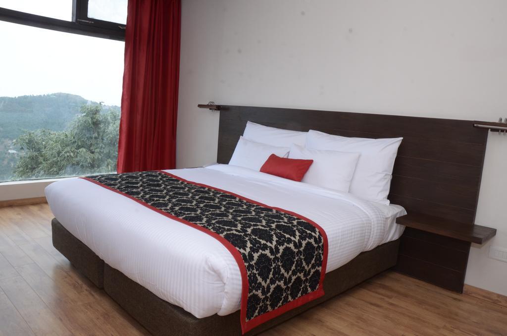 Hotel Woodsmoke Retreat à Shimla Extérieur photo