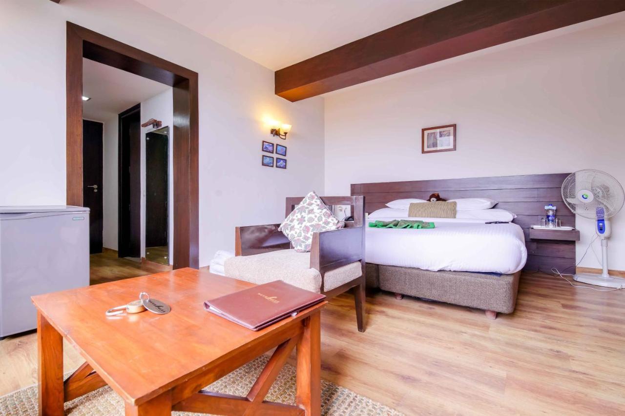 Hotel Woodsmoke Retreat à Shimla Extérieur photo
